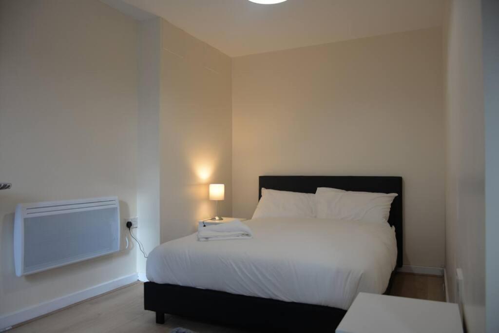 London 4 Bedroom House Εξωτερικό φωτογραφία