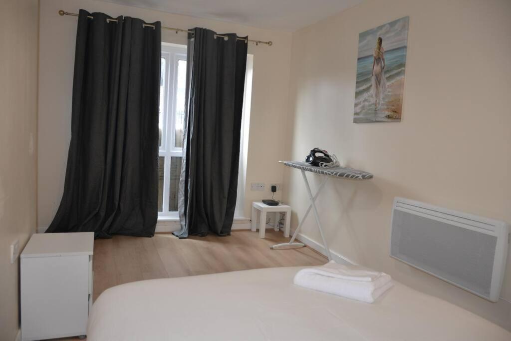 London 4 Bedroom House Εξωτερικό φωτογραφία